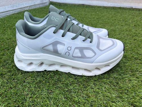On cloud remix blanc/kaki